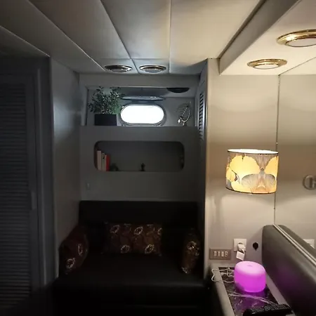 Loc De Sur Yacht